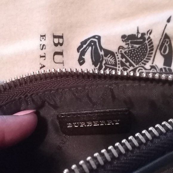 Handbag - Picture 2 of 3